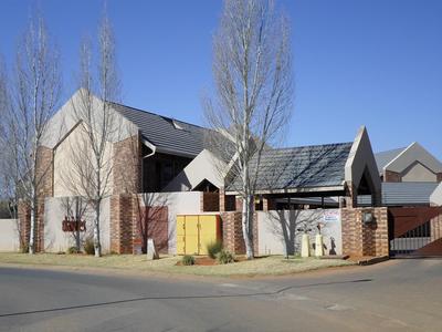 Apartment / Flat For Sale in Dassie Rand, Potchefstroom