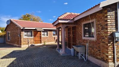 Apartment / Flat For Rent in Miederpark, Potchefstroom