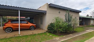 Apartment / Flat For Rent in Miederpark, Potchefstroom
